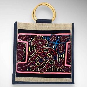PANAMANIAN Handmade Mola Bag Burlap Body Bamboo Handles‎ Handstitched Mola Panel